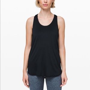 Black lululemon pleated tank top